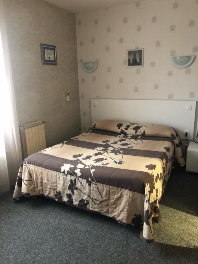 Hotel Le Relais Fleurance Εξωτερικό φωτογραφία