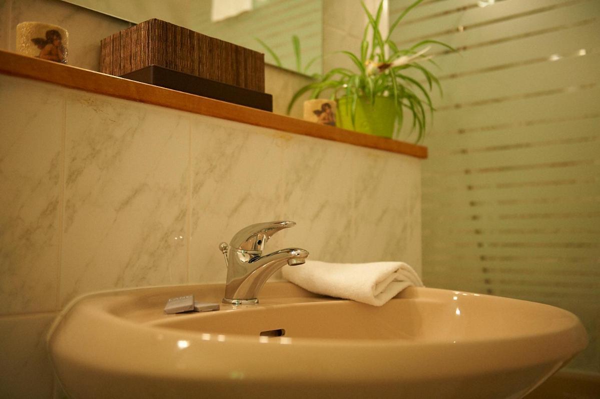 Hotel Le Relais Fleurance Εξωτερικό φωτογραφία
